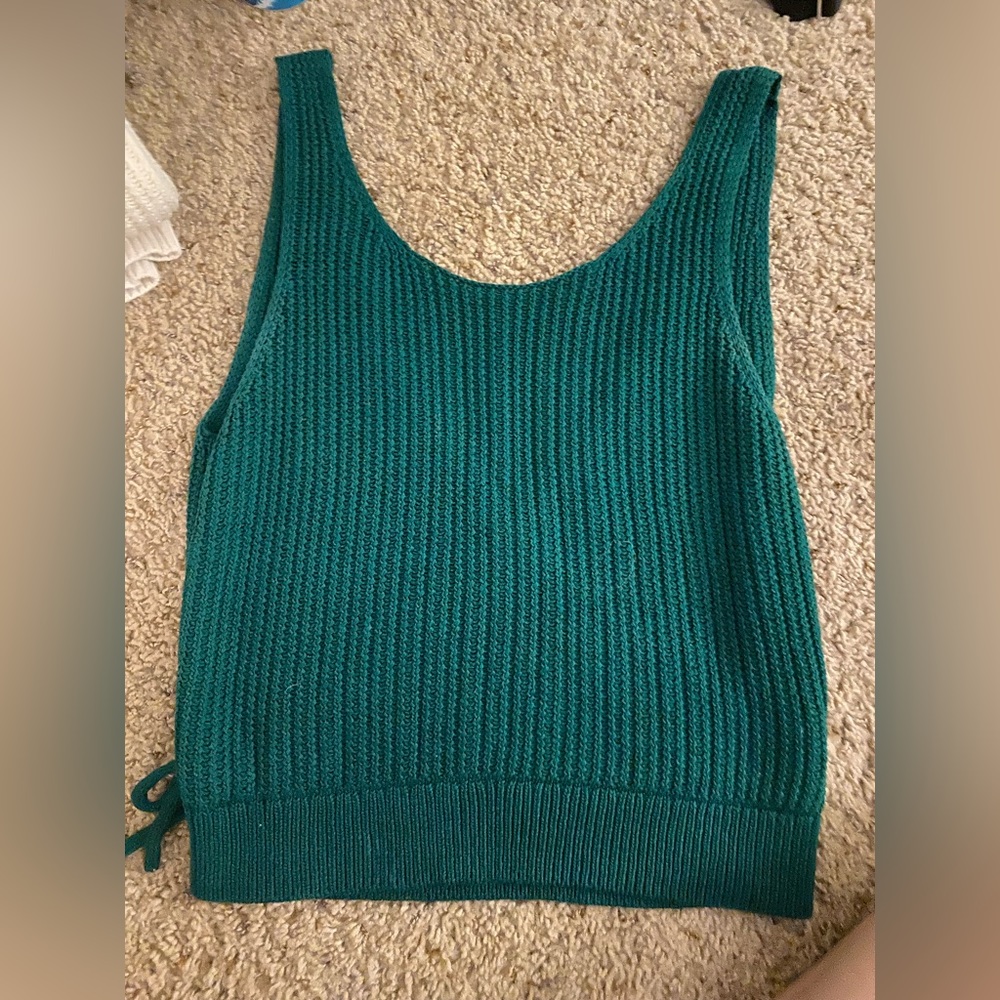 VINCE green tank top